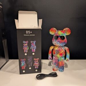 NWT Colorful Bear Shaped Wireless Speaker